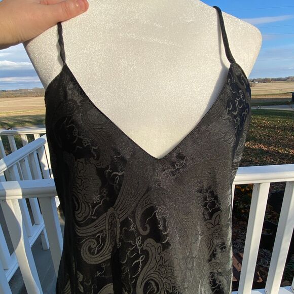 Elegant Black Chemise - Picture 2 of 8